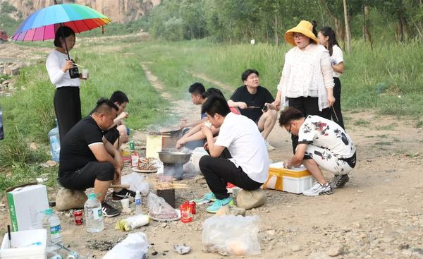 企業(yè)營(yíng)銷(xiāo)策劃部